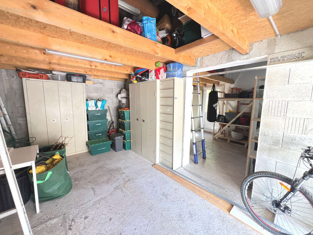 Maison à FORCALQUEIRET