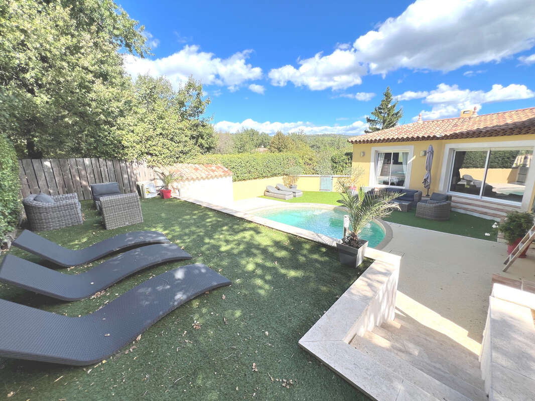 Maison à FORCALQUEIRET