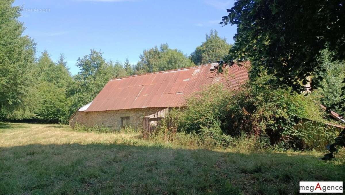 Maison à LIGNIERES-ORGERES