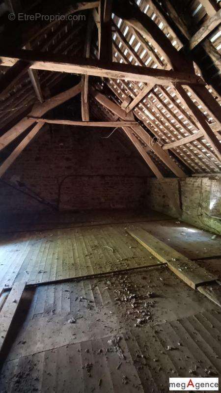 Maison à LIGNIERES-ORGERES