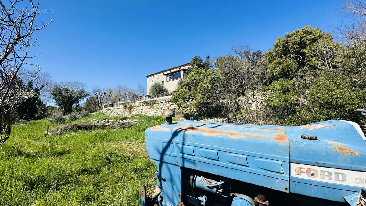 Maison à SAINT-ANDRE-DE-CRUZIERES