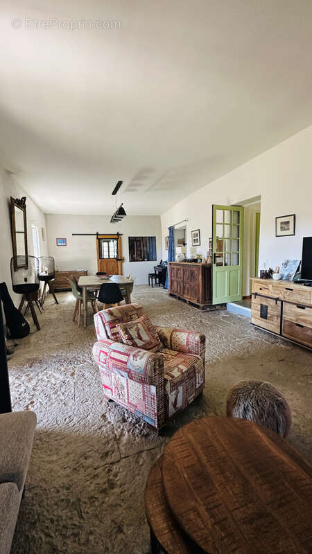 Maison à SAINT-ANDRE-DE-CRUZIERES