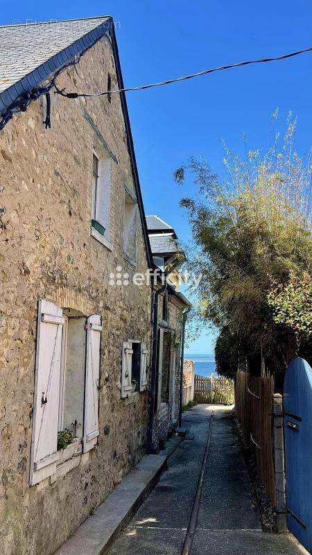 Maison à VILLERVILLE