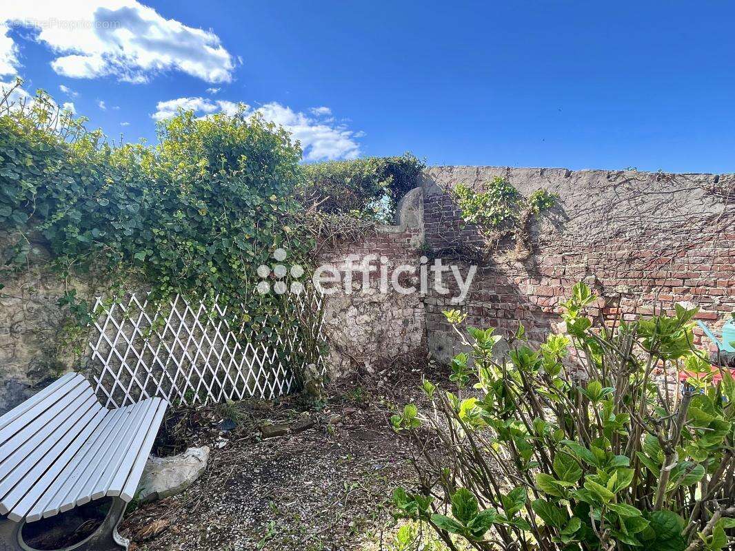 Maison à VILLERVILLE