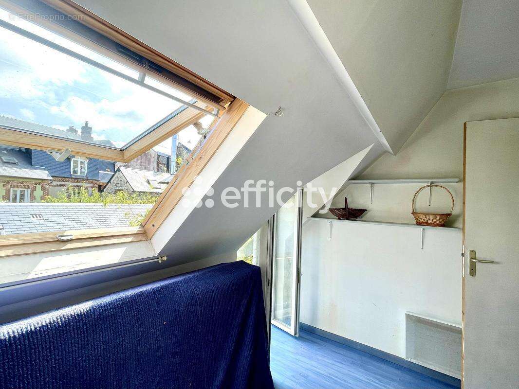 Maison à VILLERVILLE