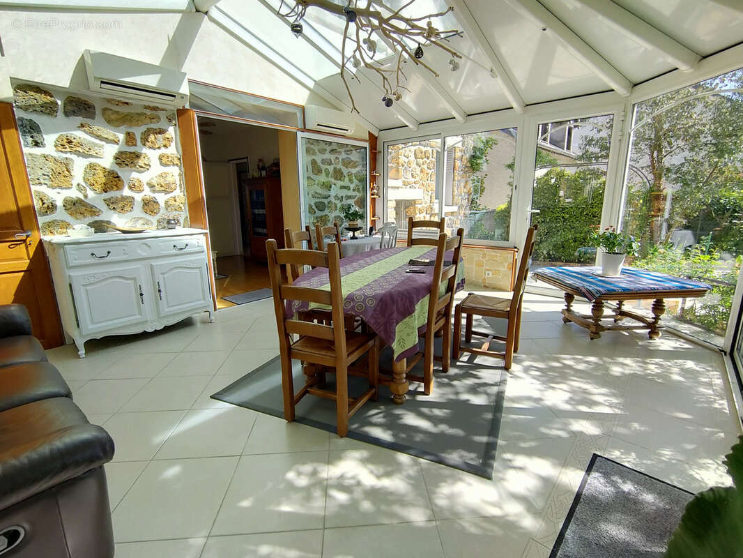 Maison à SAINT-REMY-LES-CHEVREUSE