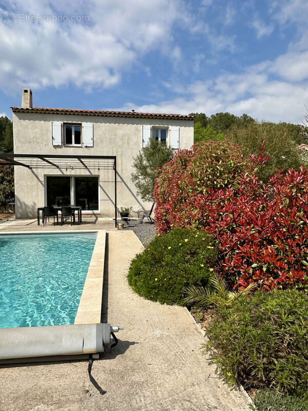 Maison à SOLLIES-TOUCAS