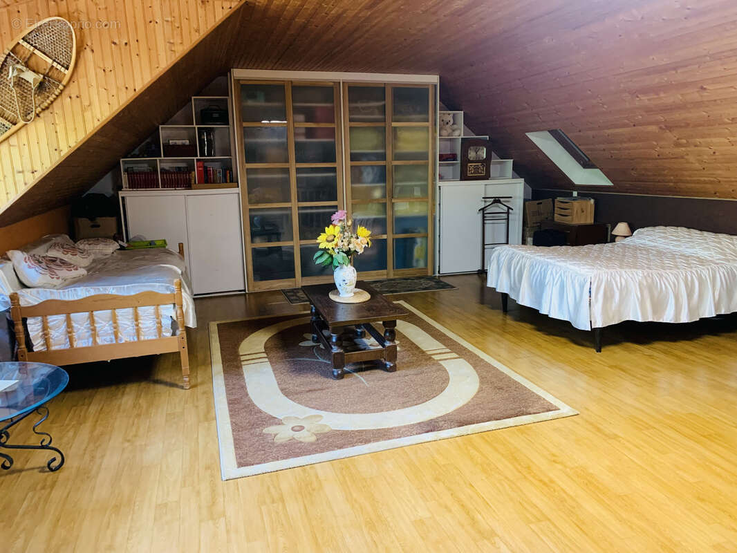 Maison à BAZOCHES-SUR-LE-BETZ