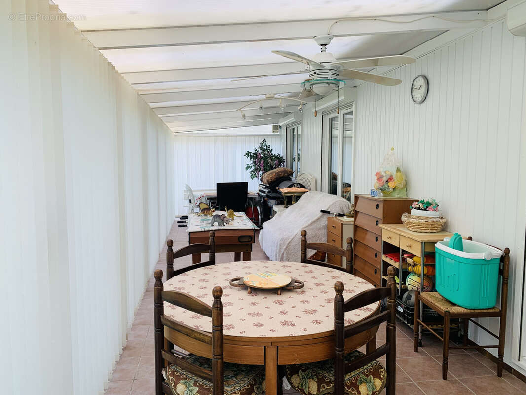 Maison à BAZOCHES-SUR-LE-BETZ