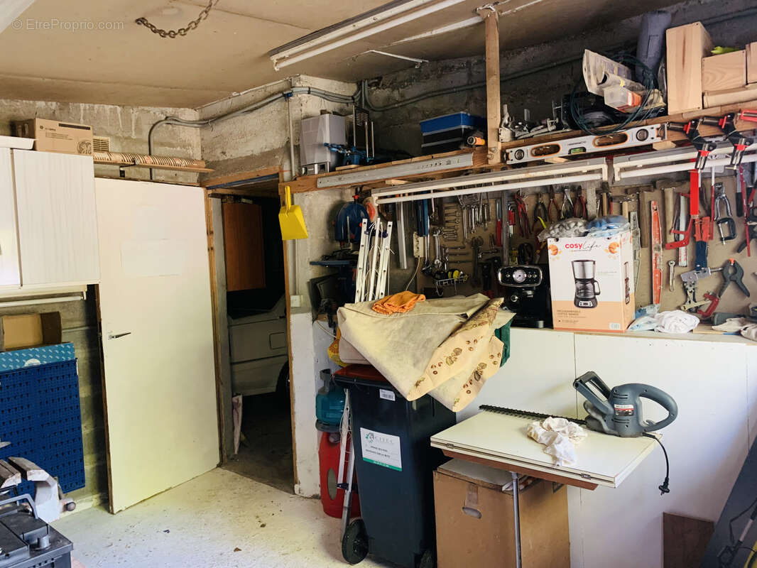 Maison à BAZOCHES-SUR-LE-BETZ