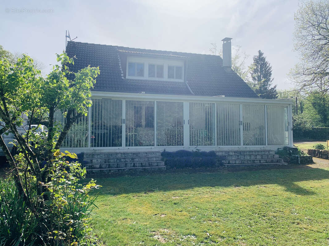 Maison à BAZOCHES-SUR-LE-BETZ