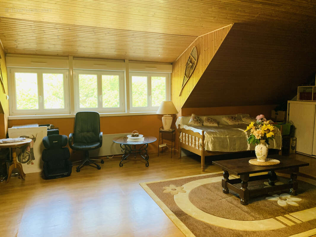 Maison à BAZOCHES-SUR-LE-BETZ