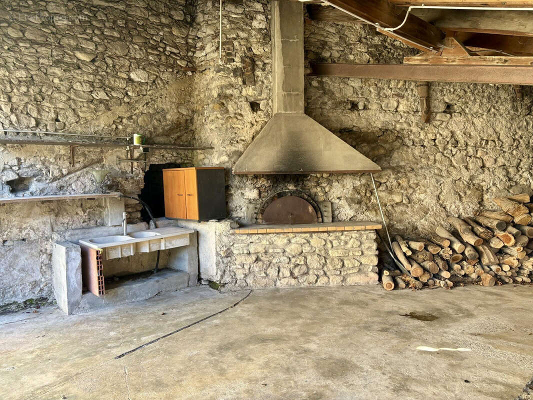 Maison à ROCHEFORT-EN-VALDAINE