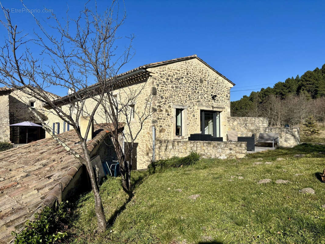 Maison à ROCHEFORT-EN-VALDAINE