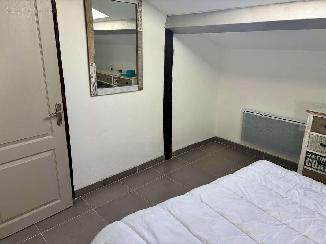 Maison à ROCHEFORT-EN-VALDAINE