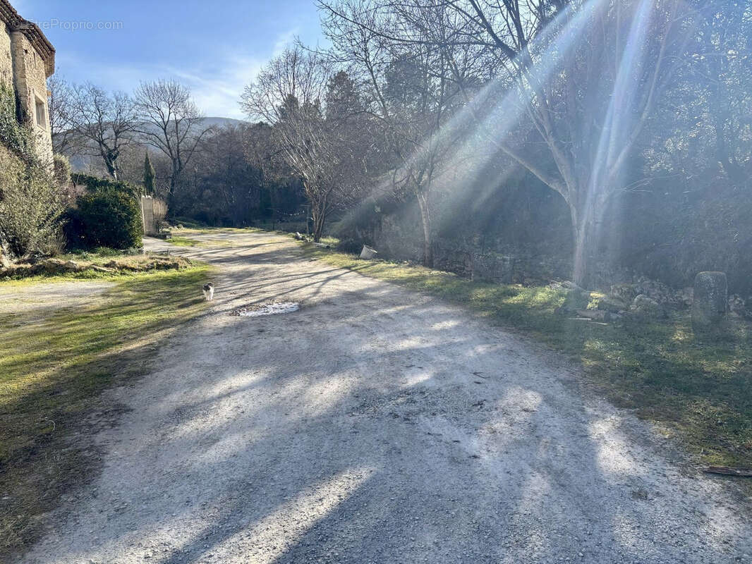 Maison à ROCHEFORT-EN-VALDAINE