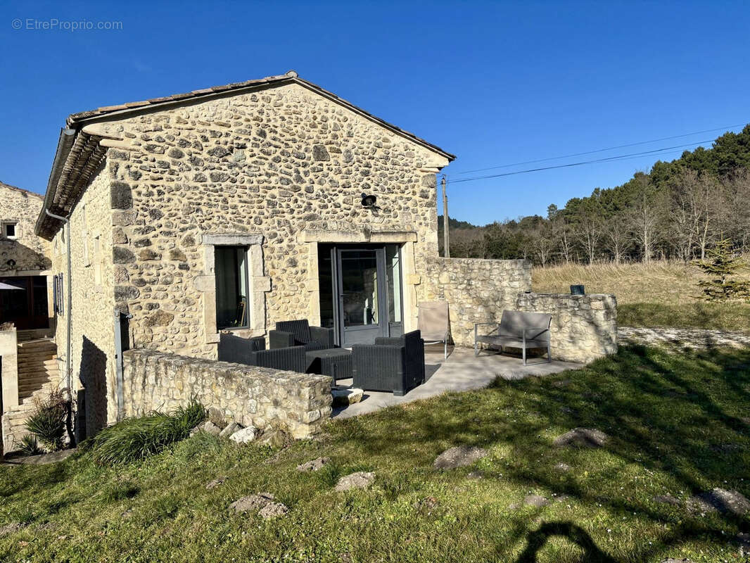 Maison à ROCHEFORT-EN-VALDAINE