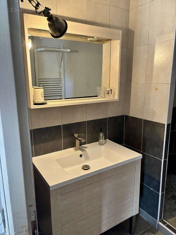 Maison à ROCHEFORT-EN-VALDAINE