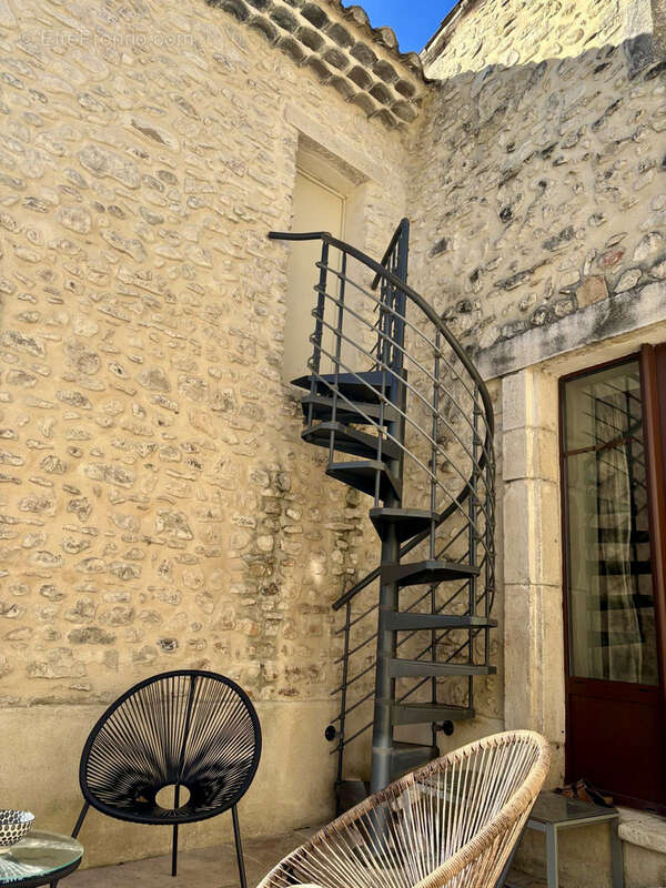 Maison à ROCHEFORT-EN-VALDAINE
