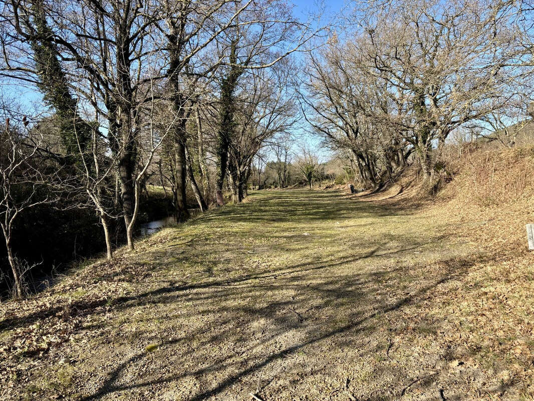 Maison à ROCHEFORT-EN-VALDAINE