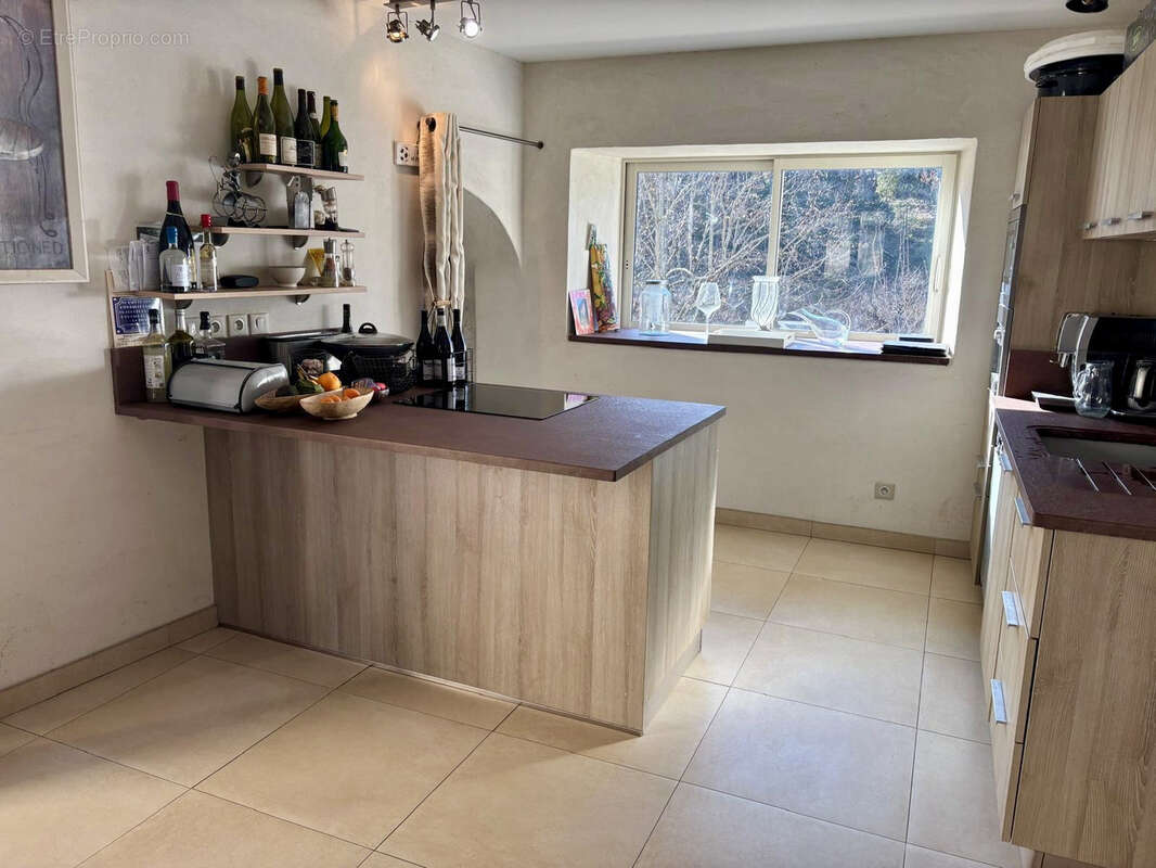 Maison à ROCHEFORT-EN-VALDAINE