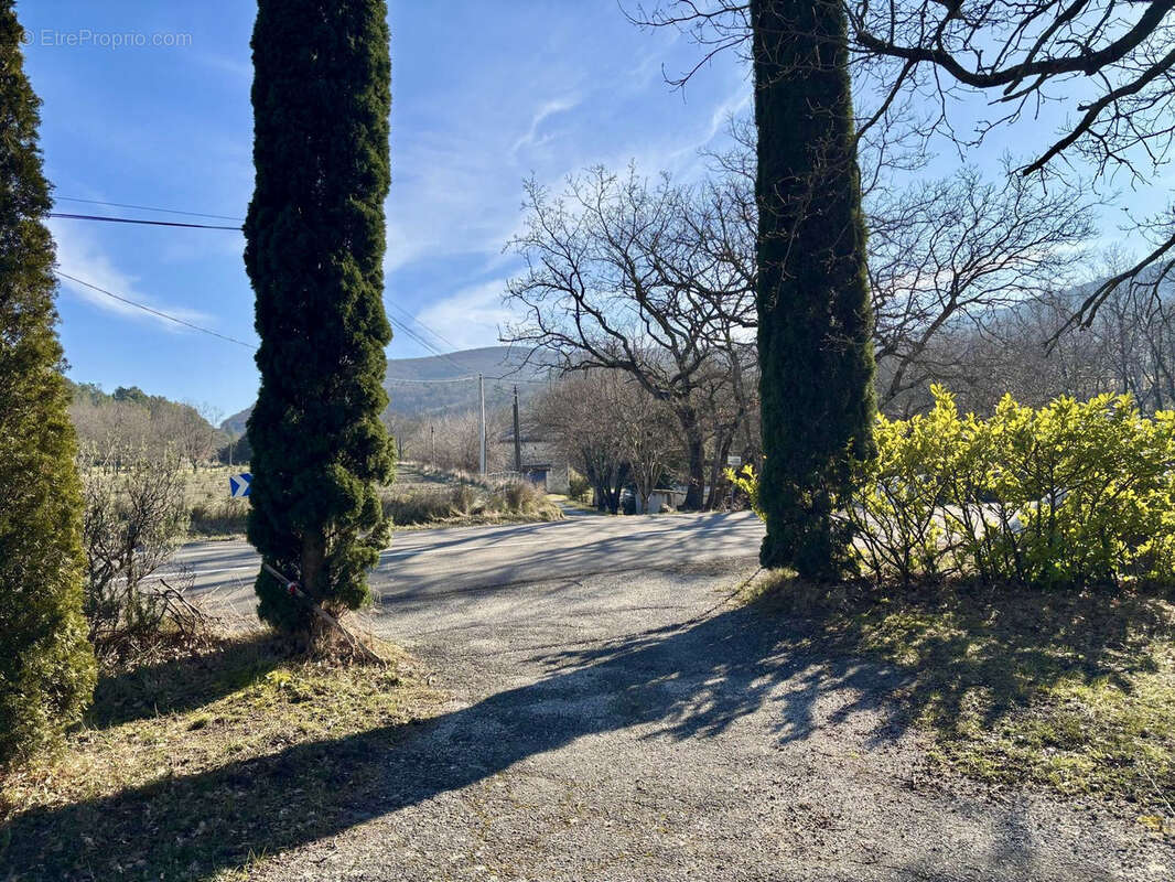 Maison à ROCHEFORT-EN-VALDAINE