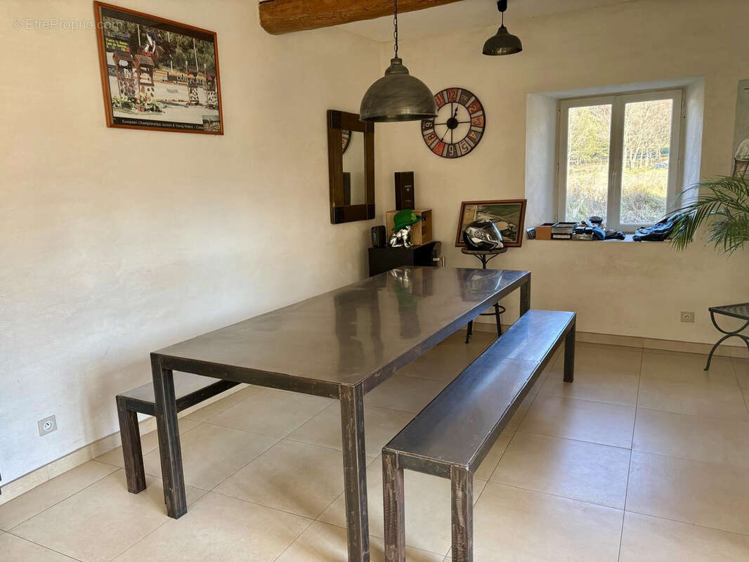 Maison à ROCHEFORT-EN-VALDAINE