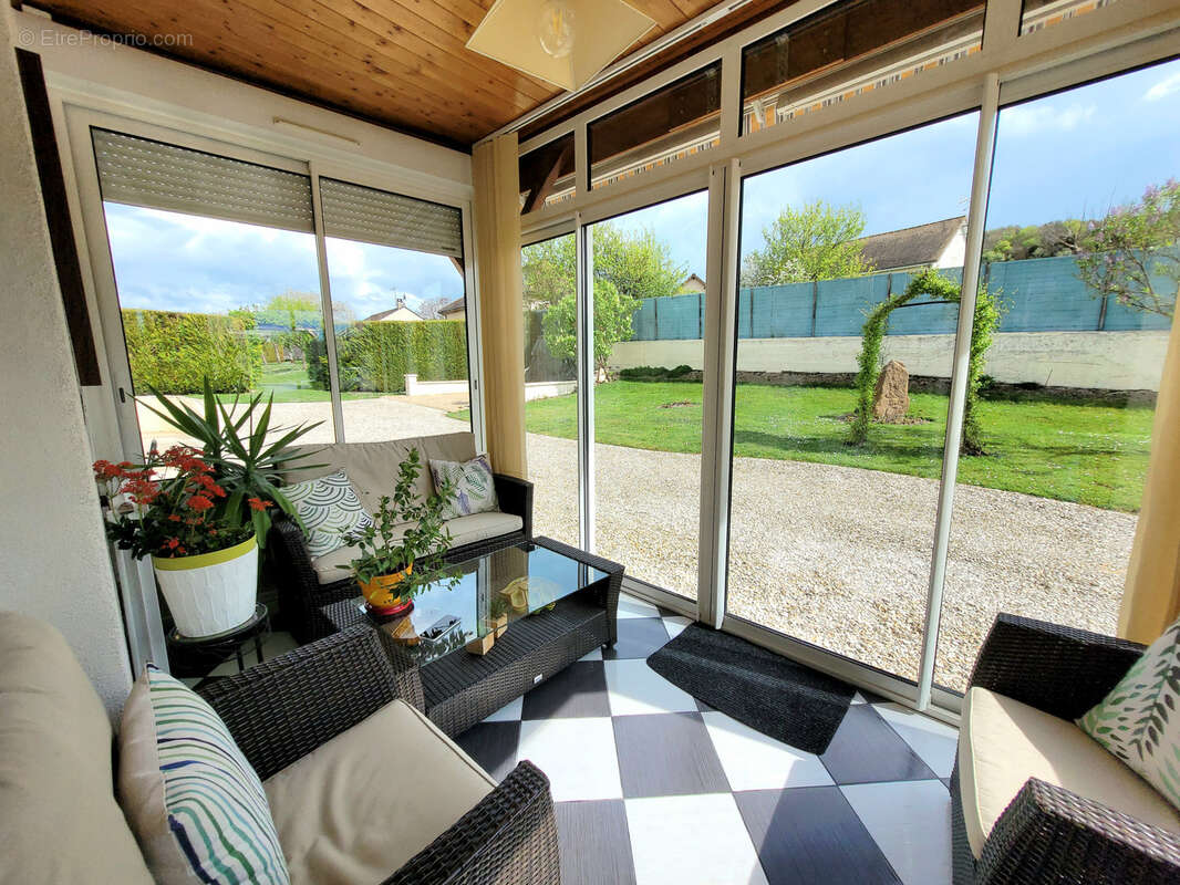 Maison à NEUVILLE-SUR-VANNES