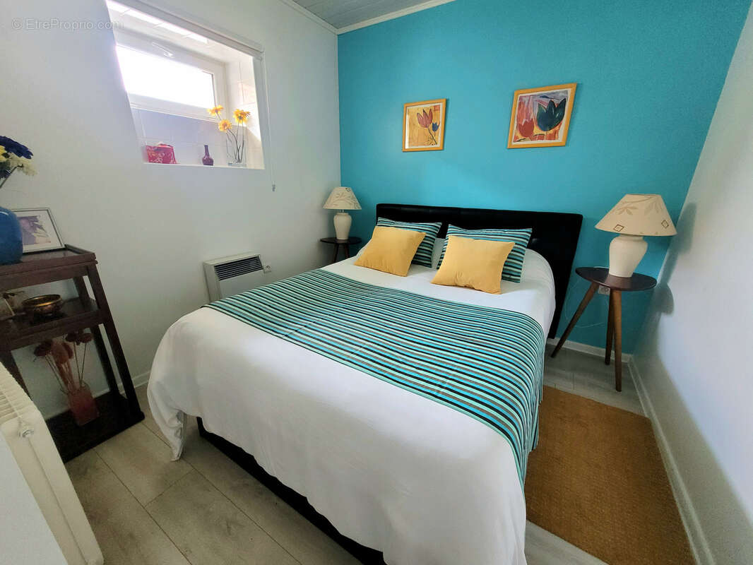 Maison à NEUVILLE-SUR-VANNES