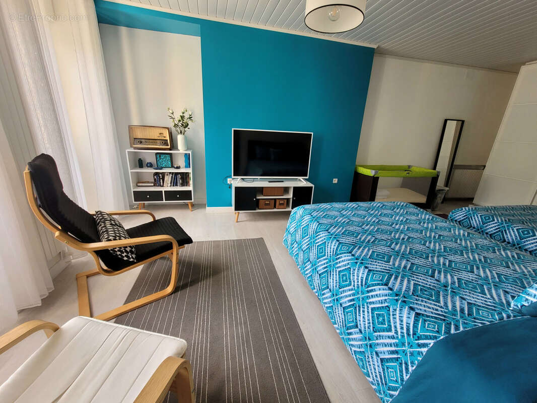 Maison à NEUVILLE-SUR-VANNES