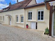 Maison à NEUVILLE-SUR-VANNES