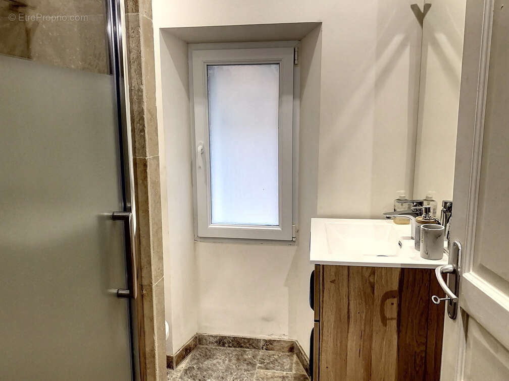 Maison à LA GARDE-FREINET