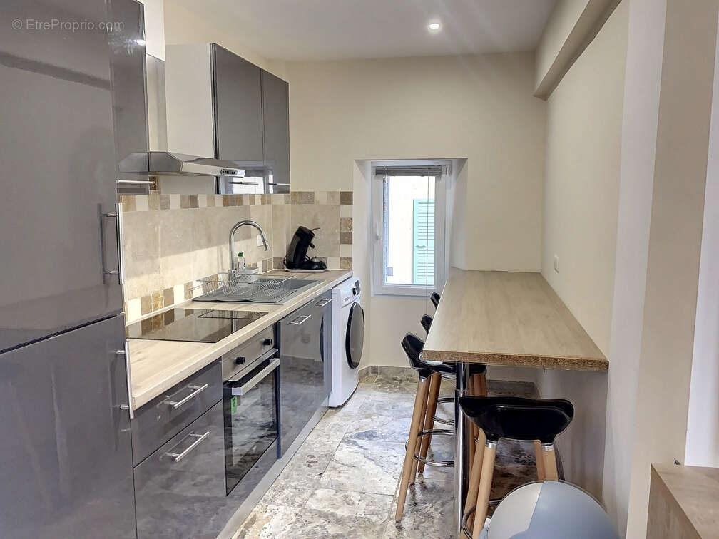 Maison à LA GARDE-FREINET