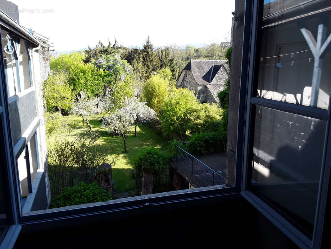 Maison à OLORON-SAINTE-MARIE