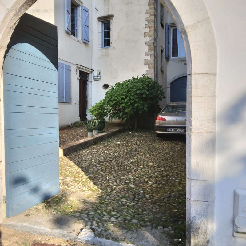 Maison à OLORON-SAINTE-MARIE