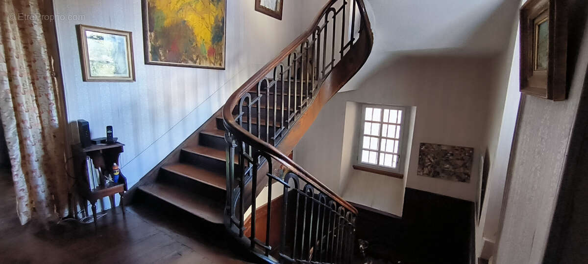 Maison à OLORON-SAINTE-MARIE