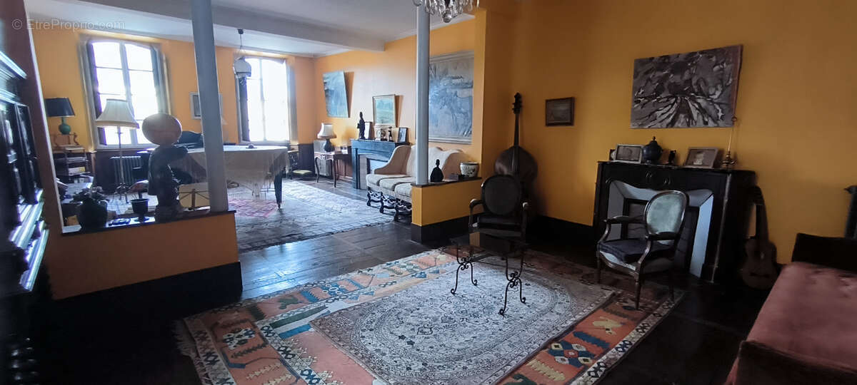 Maison à OLORON-SAINTE-MARIE