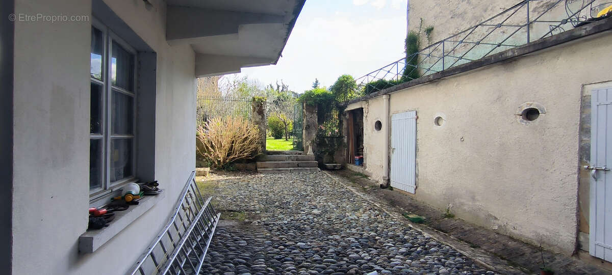 Maison à OLORON-SAINTE-MARIE