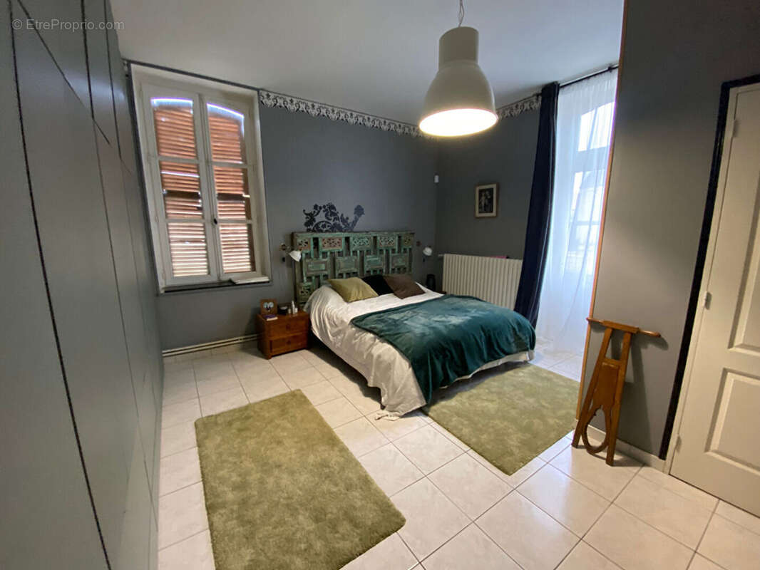 Maison à ORIGNY-LE-ROUX