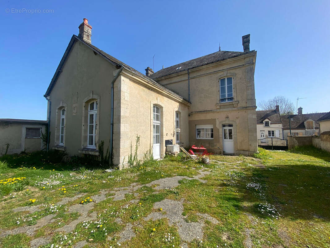 Maison à ORIGNY-LE-ROUX