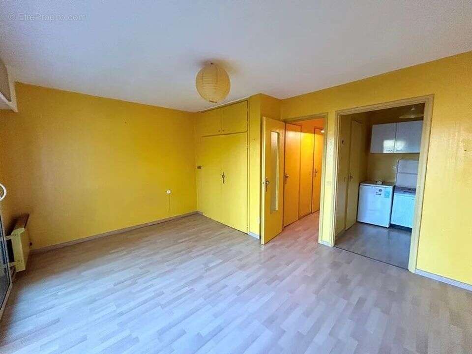 Appartement à GREOUX-LES-BAINS