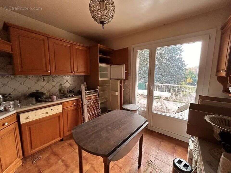 Appartement à GREOUX-LES-BAINS