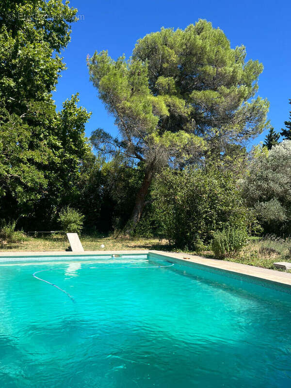 Maison à CHATEAURENARD