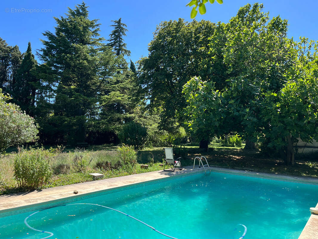 Maison à CHATEAURENARD