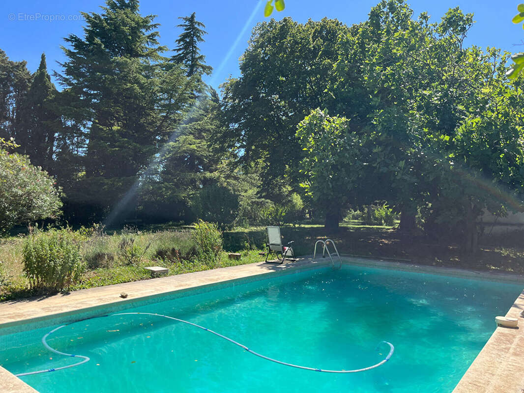 Maison à CHATEAURENARD