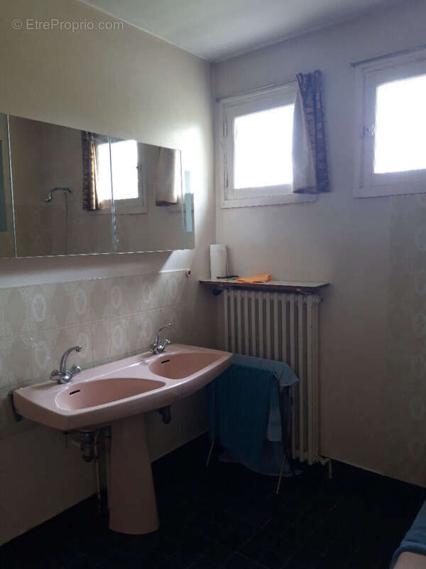 Maison à CHATELLERAULT