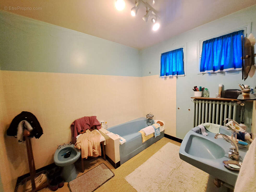 Maison à CHATELLERAULT