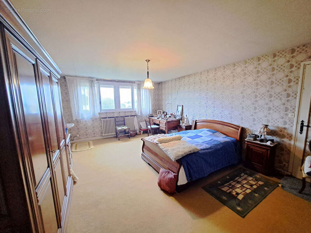 Maison à CHATELLERAULT