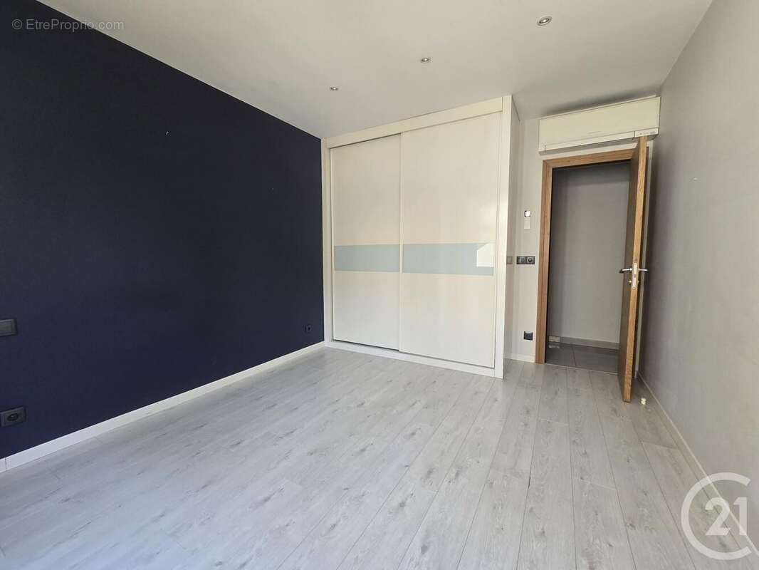 Maison à SAINT-MAUR-DES-FOSSES