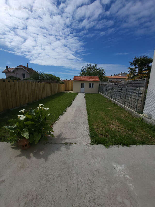 Maison à TONNAY-CHARENTE